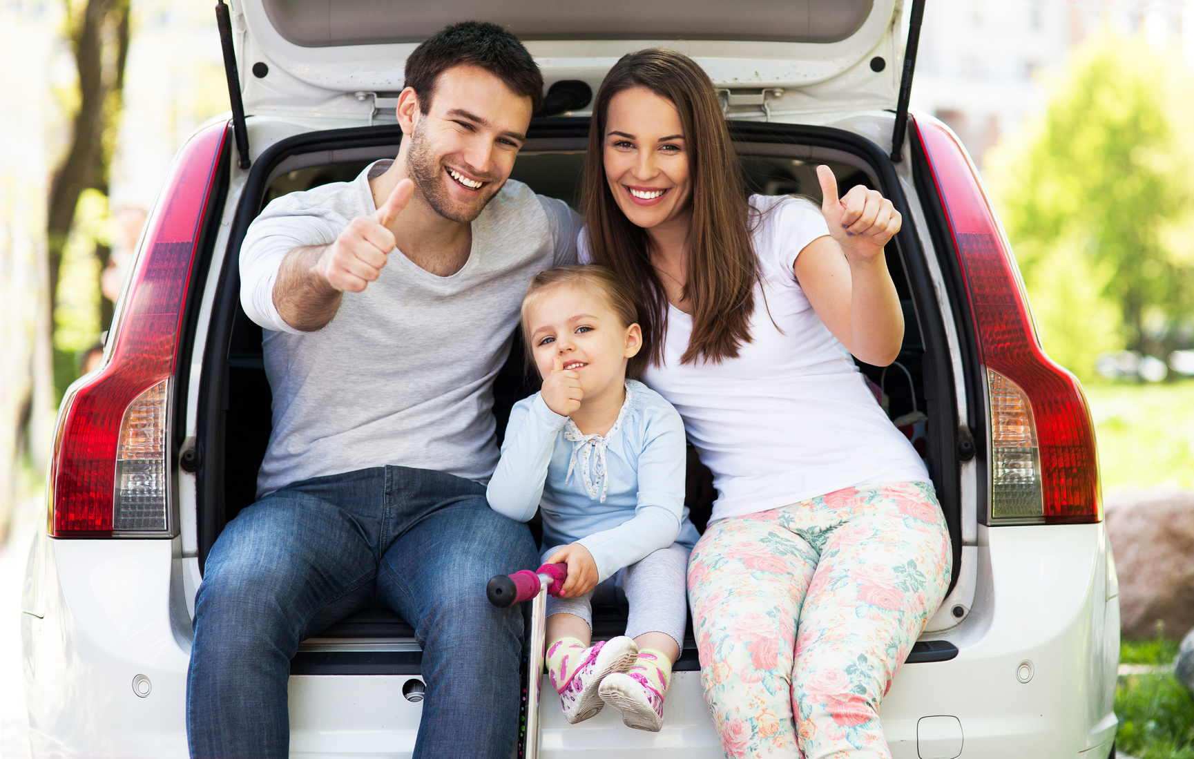 В машине с ребёнком: правила путешествия с детьми на автомобиле