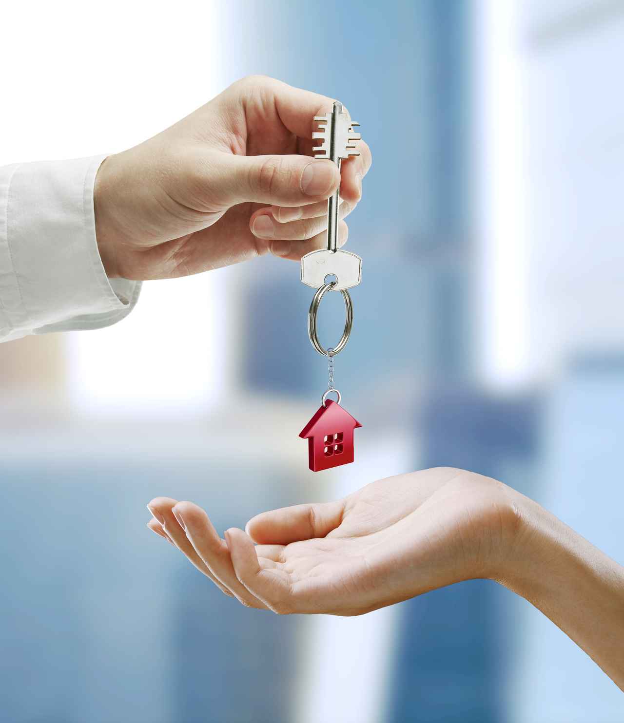 Ситуация на рынке недвижимости или реально ли накопить деньги на квартиру простому смертному