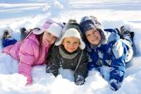 Советы мамам, как правильно подобрать зимнюю одежду для детей