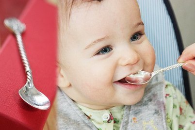 Серебряная ложка или как помочь ребенку при появлении первых зубов