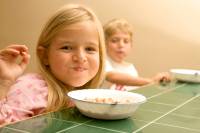 Как наладить питание ребенка