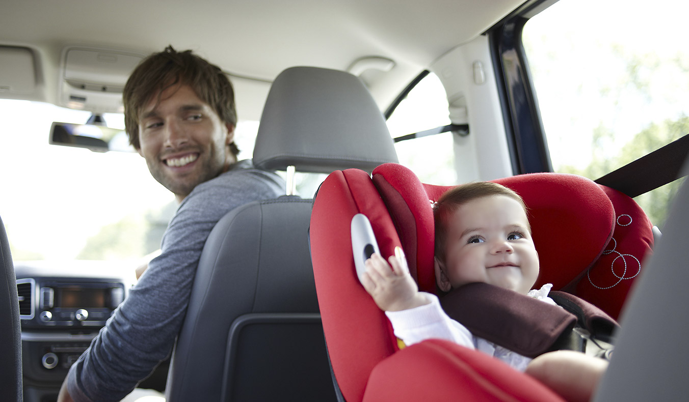 Автокресло для безопасности малыша в автомобиле