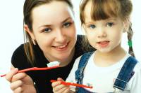 Укрепляем детские зубки и защищаем из от кариеса